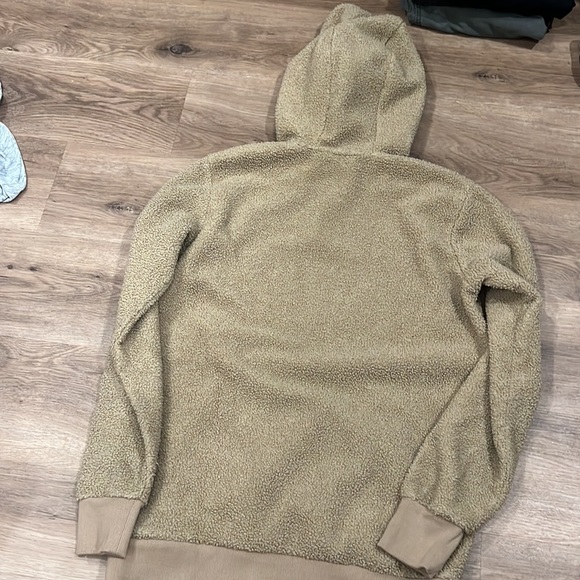 Tan Teddy hoodie - Picture 4 of 4